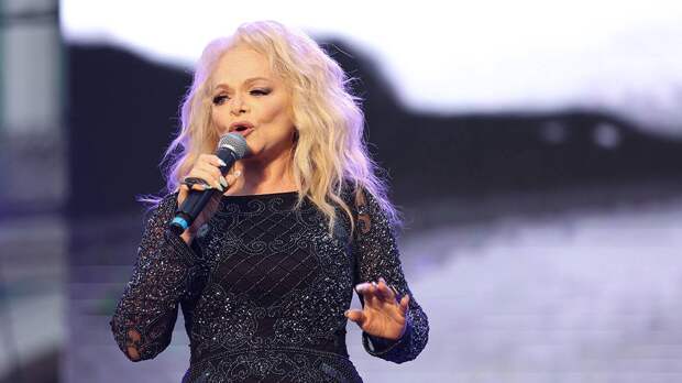 СМИ: Музыкальная школа, оформленная на дочь Долиной, оказалась налоговым должником