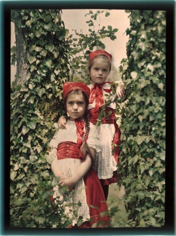 Лиза и Таня Козаковы. Ялта 100 лет назад, история, кадр, люди, россия, фото