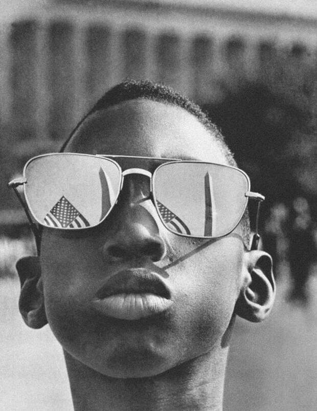 Мальчик на выступлении Мартина Лютера Кинга, произнёсшего речь «У меня есть мечта» 28 августа 1963 история, ретро, фото, это интересно