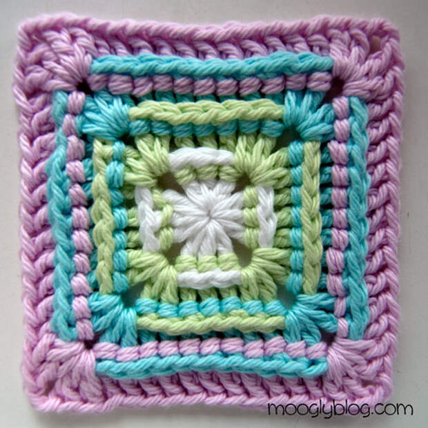 Sweetest Baby Blanket - free pattern with photo tutorial! #crochet