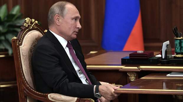 Путин побеседует с президентом Сербии за рабочим завтраком