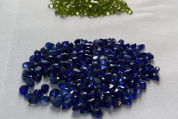 Эксперт Хазанов: мир охотится за кашмирскими сапфирами и синими гранатами