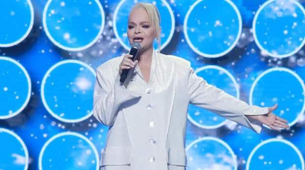 Долина не отдала ключи от квартиры Лурье и улетела из России