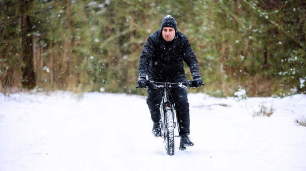 Серийного похитителя велосипедов из подъездов задержали в Барнауле