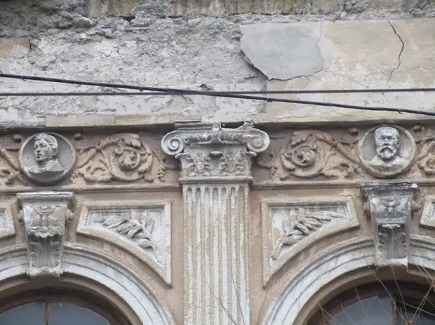 Руинизация Одессы в пенобетонных джунглях