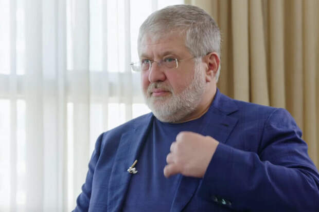 Украина аннулировала паспорт Коломойского. У него осталось еще два