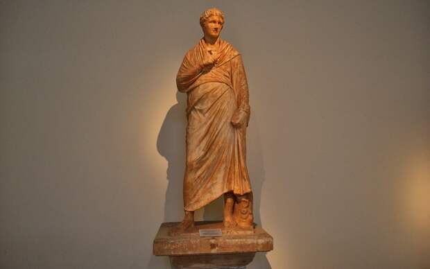 В реальности тогой греков называют гимнатию. /Фото: tochka-na-karte.ru В реальности тогой греков называют гимнатию. /Фото: tochka-na-karte.ru