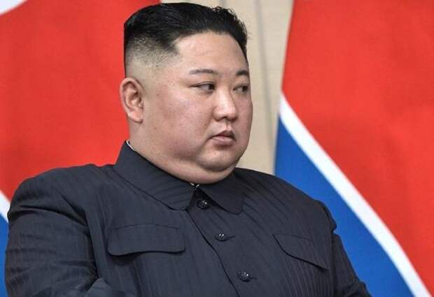 ЦТАК: Ким Чен Ын ознакомился с работами над «новым секретным подводным оружием»