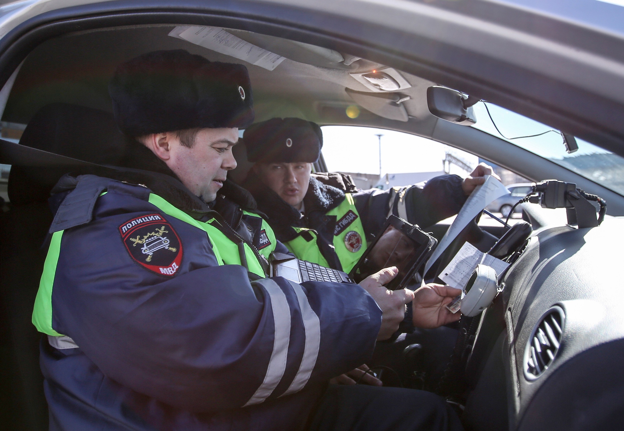 «Хюндай» врезался в «Киа» в Гостиничном проезде