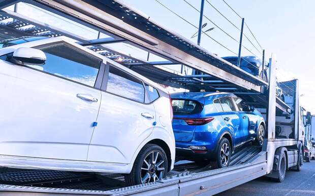 Эти машины россияне завозили из-за границы в начале года