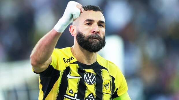 Хет-трик Бензема за 23 минуты помог «Аль-Иттихаду» разгромить «Аль-Холуд»