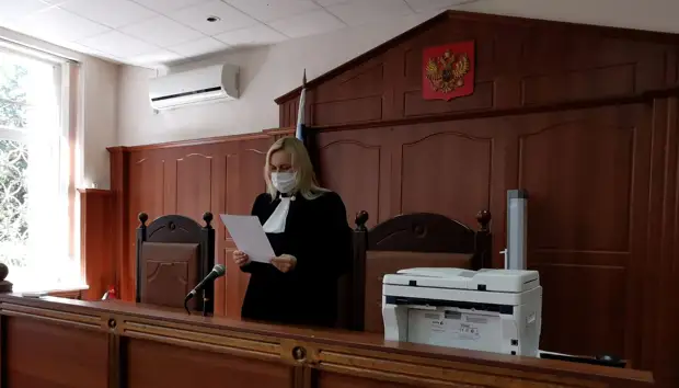 В Кузбассе бесправный водитель избежал наказания благодаря раскаянию и пожертвованиям