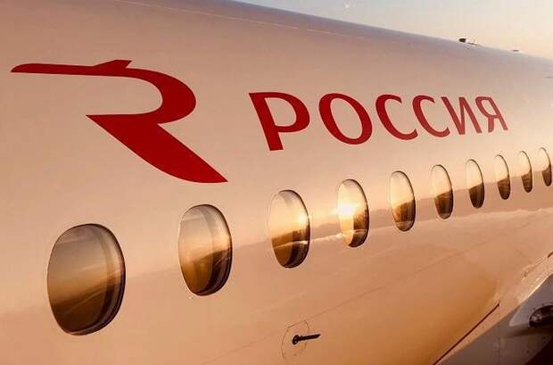 Самолеты «России» прилетели в Шереметьево с проколотыми шасси