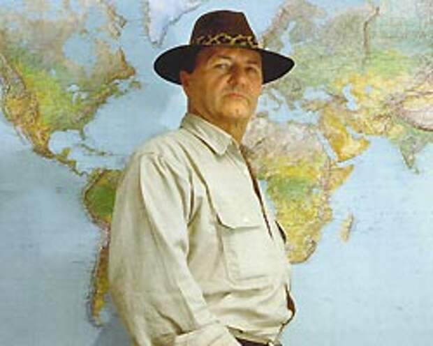 Руководитель Международной географической экспедиции «Исток Амазонки-96» Яцек Палкевич.