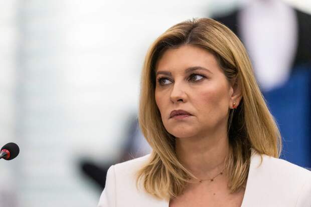 Жена Зеленского обратилась к опустевшему креслу Мелании Трамп