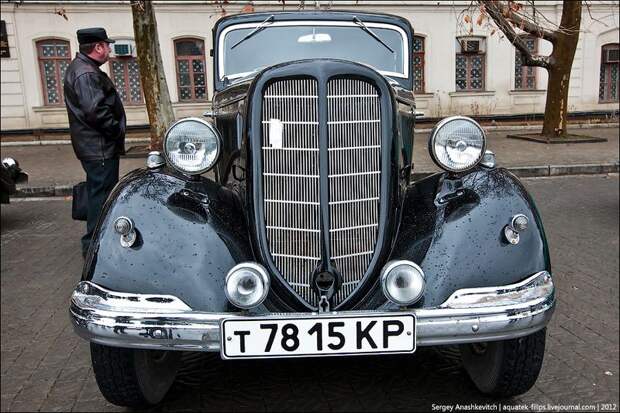 Автомобили, прошедшие сквозь время (31 фото)