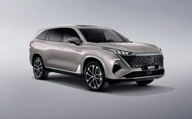 Москвич M90 — мы нашли крайне сомнительное решение по кузову