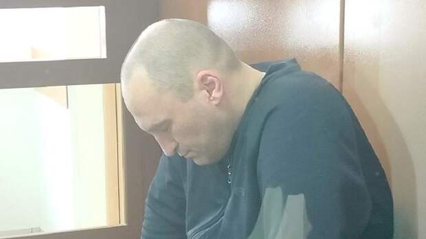 В Первоуральске судят водителя, который пьяным на угнанной машине насмерть сбил девочку