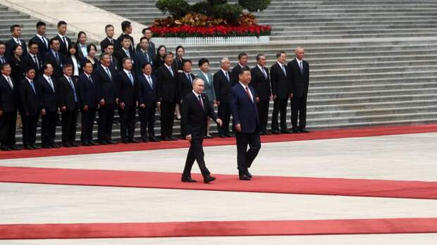 Мантуров заявил о важности взаимных инвестиций России и Китая