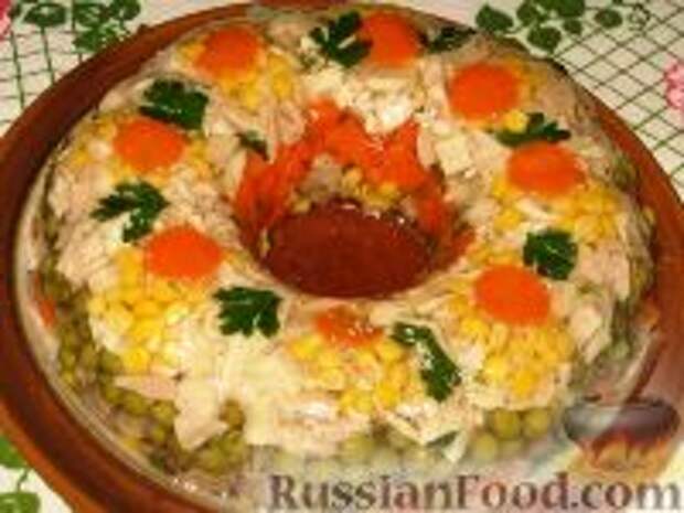 Фото к рецепту: Праздничное заливное Фото к рецепту: Праздничное заливное