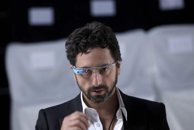 Автор Майерс сообщил, что фото разработчика Google Glass из душа испортило имидж AR-очкам