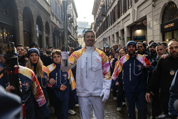 В сети восхитились Златаном Ибрагимовичем с олимпийским огнем