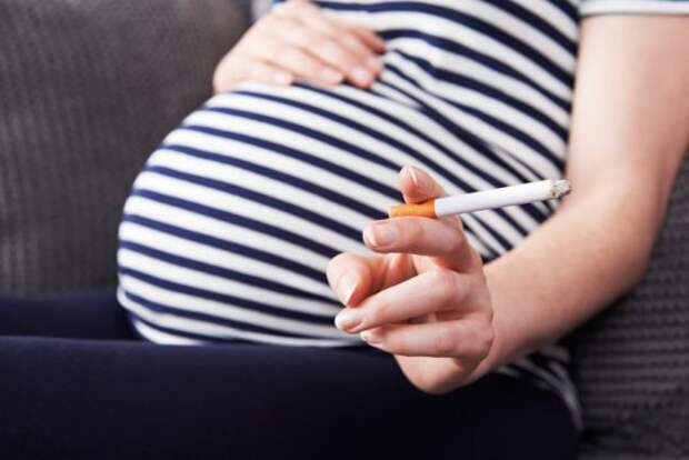 Курение во время беременности изменяет ДНК плода