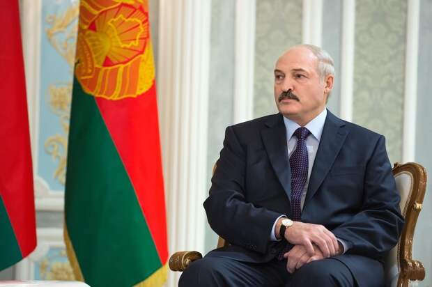 «Добрососедство» по-литовски: Лукашенко «поставили» рядом с Гитлером