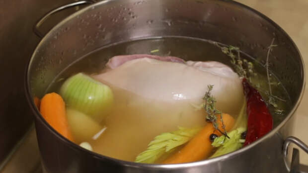 Вкусная ароматная свиная рулька в пиве Рулька, Свиная рулька, Рецепт, Видео рецепт, Кулинария, Еда, Irinacooking, Видео, Длиннопост