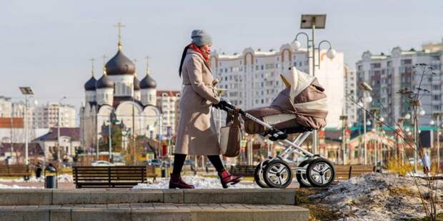 Собянин упростил порядок получения социальных выплат семьями с детьми. Фото: Е. Самарин mos.ru