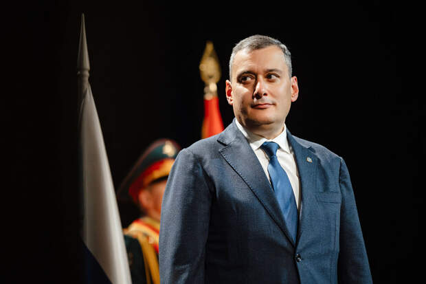 Александр Хинштейн рассказал о переломе бедра при ДТП в Курской области