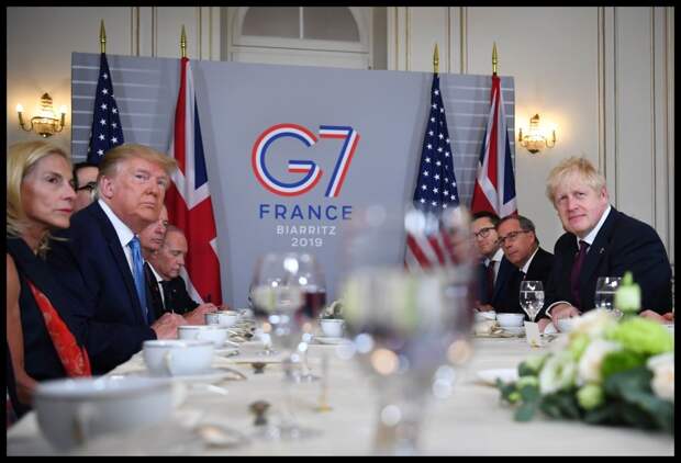 В Совфеде указали Зеленскому на незначительность G7 В Совфеде указали Зеленскому на незначительность G7