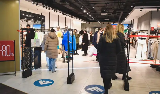 Подростки украли куртки на сумму 12 тысяч рублей в ТЦ «Депо» в Тагиле