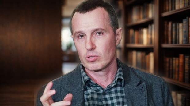 «Не чувствовал, что готов к отцовству»: как Игорь Верник замучил жену абортами, а в 62 года гуляет с 22-летней актрисой