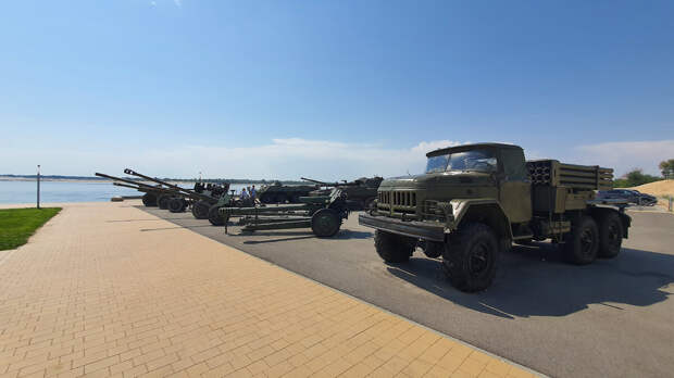 Парк военной техники в Волгограде