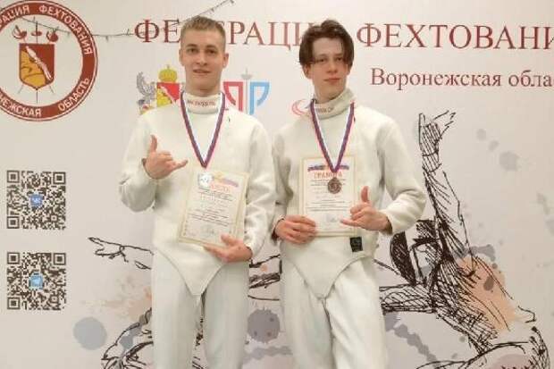 Фехтовальщики из Тамбовской области завоевали две медали на соревнованиях в Воронеже