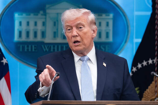 Трамп может передумать бомбить Иран в последний момент