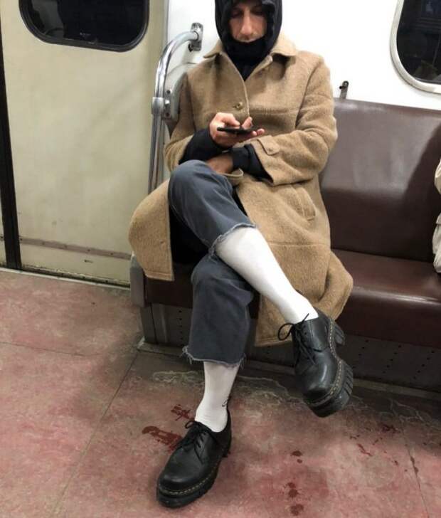 Чудаки и модники из метро