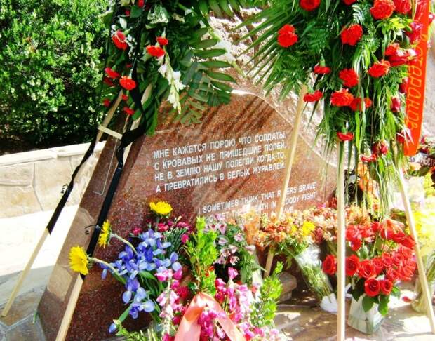 В Голливуде установлен памятник советским солдатам Великой Отечественной войны война, история, ссср, факты