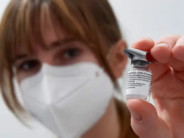 Литва и ФРГ воздержатся от испорченных вакцин Pfizer и Moderna