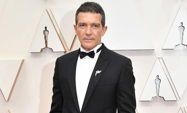 Карантин вместо вечеринки на 60-летие: Антонио Бандерас заразился коронавирусом