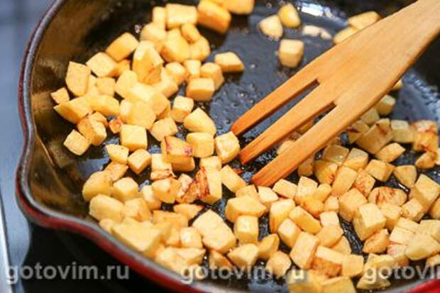 Фотографии рецепта Салат из репы со свеклой и орехами, 02 Салат из репы со свеклой и орехами, Шаг 02