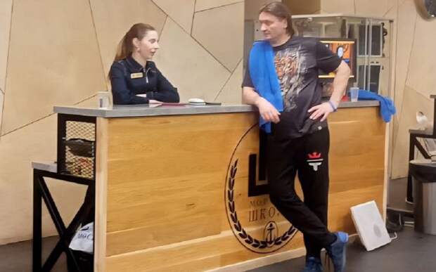 Эдгарда Запашного сфотографировали в рязанском фитнес-клубе