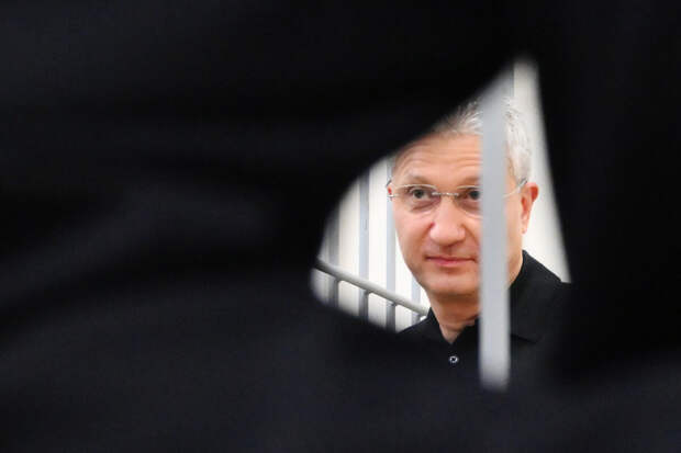 ТАСС: беседу по иску Тимура Иванова к Минобороны проведут 2 марта в Москве