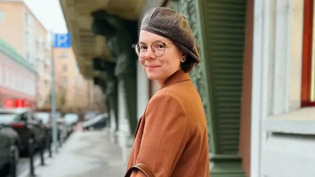 Изучает весь мир: молодая жена Петросяна вывела на публику подросшего Вагана