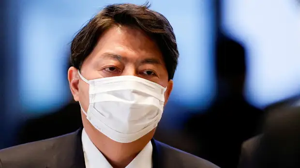 Главы МИД Японии и Великобритании провели переговоры