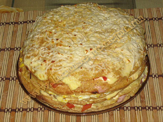 Закусочный блинный пирог