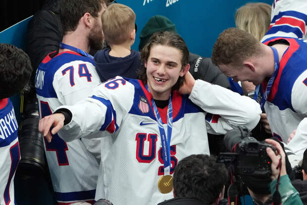 24-летний хоккеист починил выбитый на Олимпиаде зуб