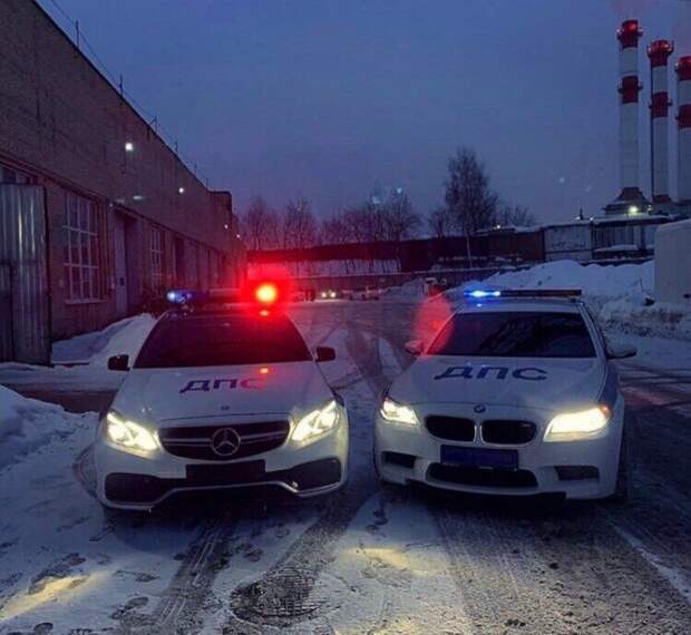 20 автомобилей полиции России, которые вызовут зависть автолюбителей