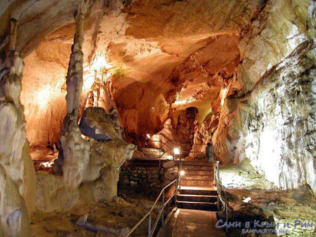 Мраморная пещера. Источник https://images.app.goo.gl/jyk4FUN2L63CmWzeA